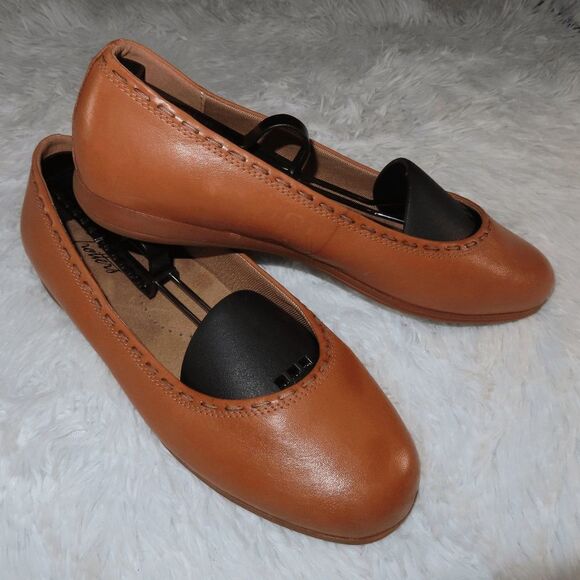 Trotters Women's Dixie Ballet Flat in Brown Tan Luggage Size 10 - Picture 1 of 6